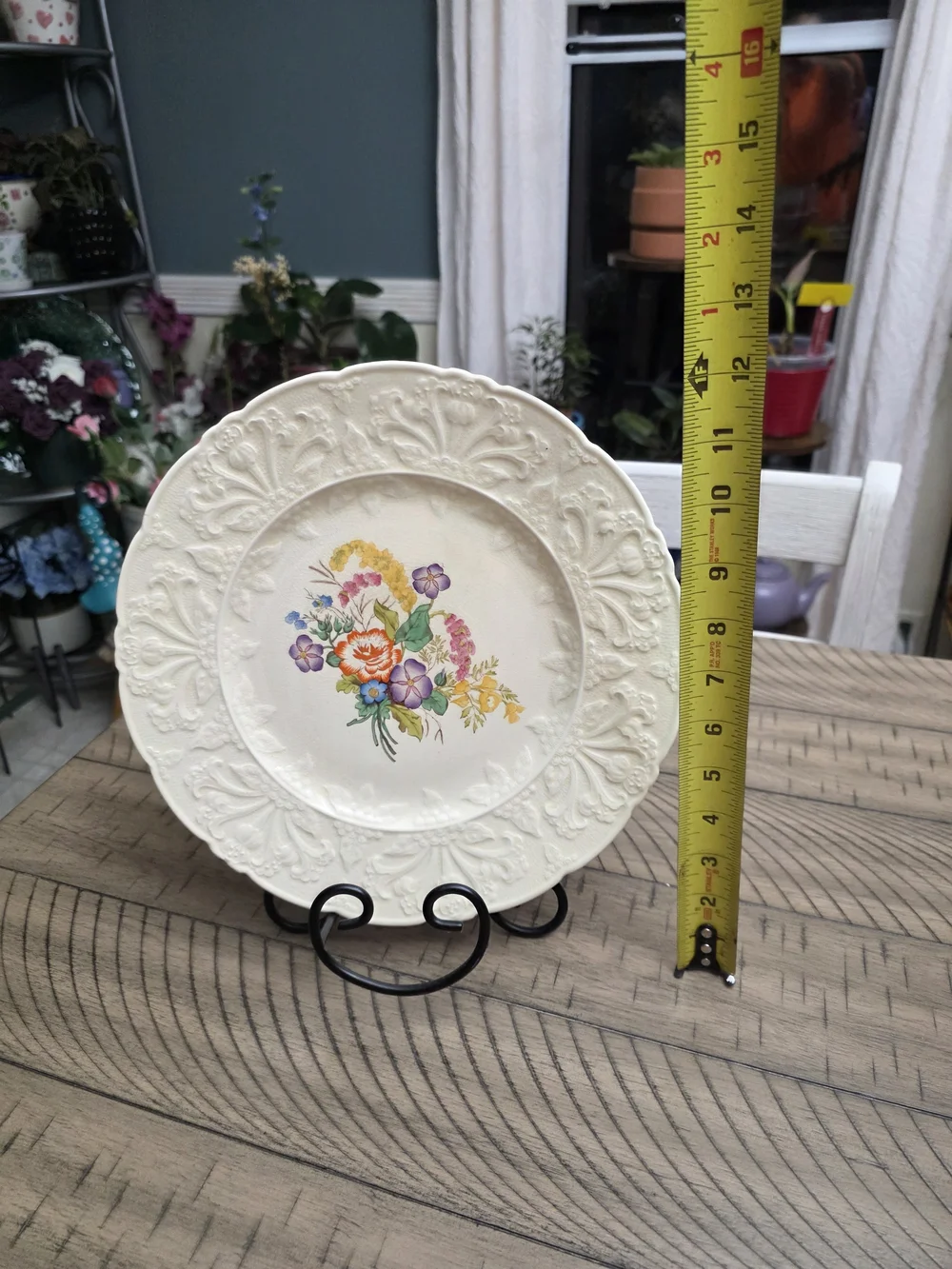 N/A cream embossed